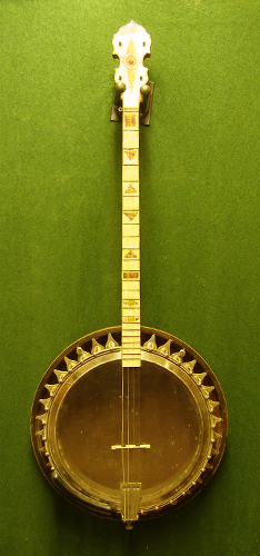 Chevin tenor banjo