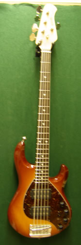 MUSIC MAN STINGRAY 5
